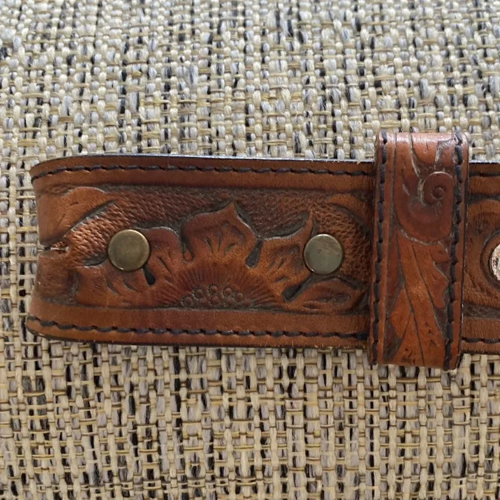 NWOT Silver  Creek leather belt